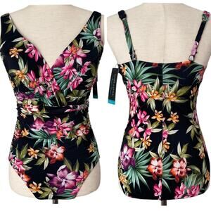 NEW AQUA GREEN Medium Control Full Coverage Floral One Piece Swimsuit Size 6